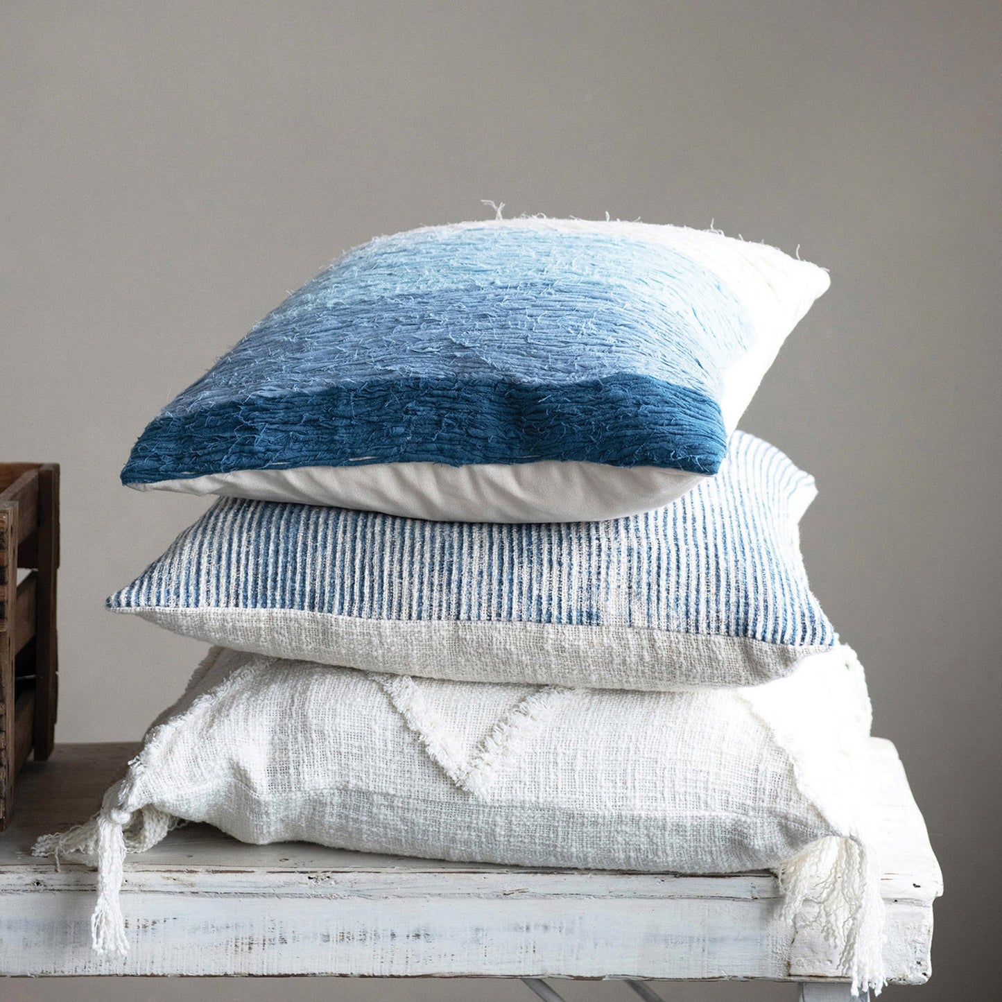 20' Square Tufted Pillow